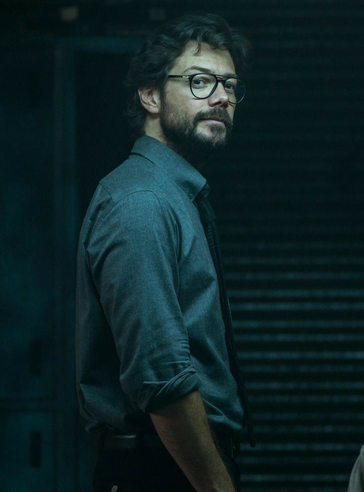 Professor Profile Picture